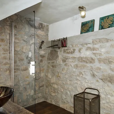 Trohi Homes - Soulful Istrian Hideaway Вилла Susnjevica
