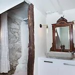 Trohi Homes - Soulful Istrian Hideaway Villa *
