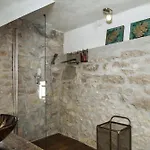 Trohi Homes - Soulful Istrian Hideaway Villa Susnjevica