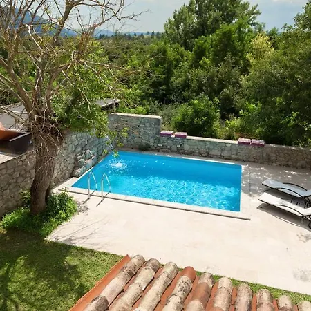 Villa Trohi Homes - Soulful Istrian Hideaway *