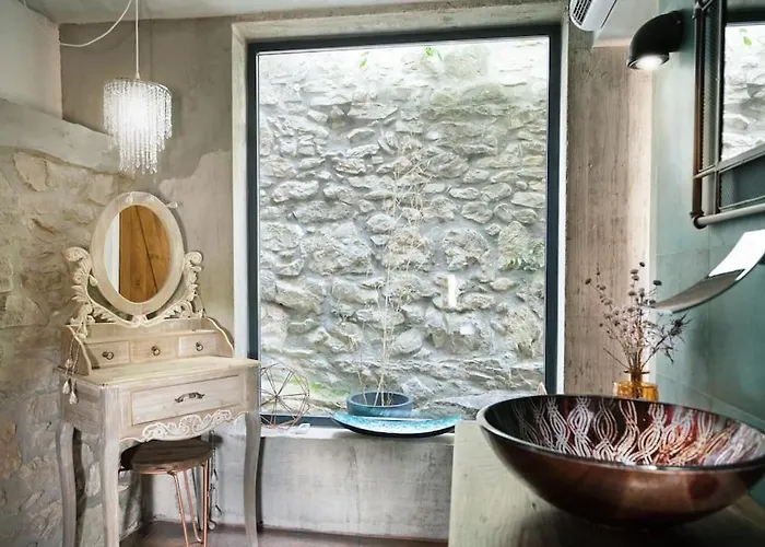 Trohi Homes - Soulful Istrian Hideaway Villa Susnjevica