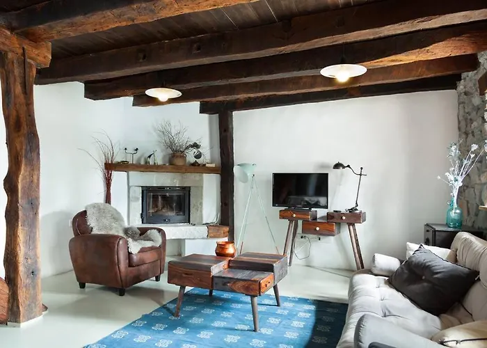 Villa Trohi Homes - Soulful Istrian Hideaway