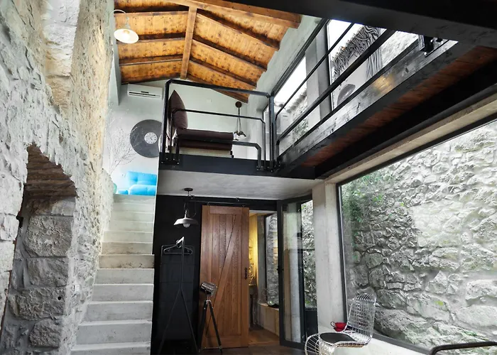 Villa Trohi Homes - Soulful Istrian Hideaway Susnjevica