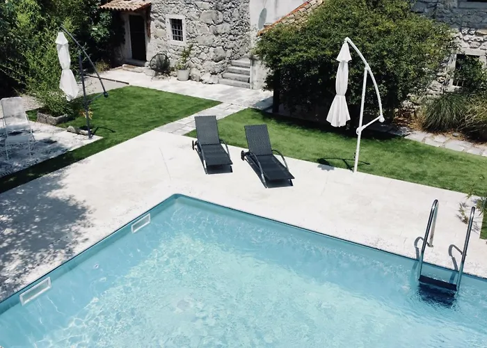 Trohi Homes - Soulful Istrian Hideaway Susnjevica