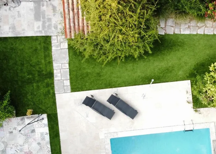 Trohi Homes - Soulful Istrian Hideaway Villa *